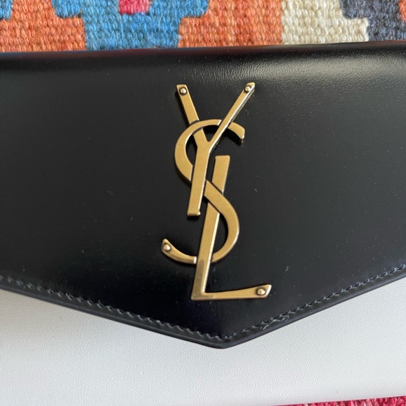 Saint Laurent YSL Monogram Wallet/Black/Cream - Picture 12 of 16